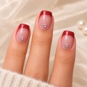 Faux Ongles Mon Louboutin : Pointe Rouge Audacieuse avec Accents Cristallins