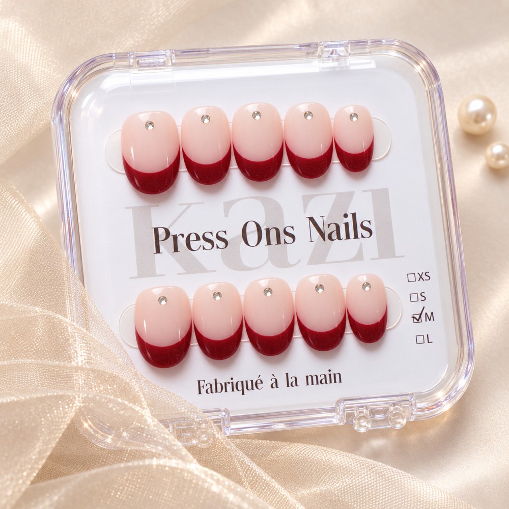 Faux Ongles Mon Louboutin : Pointe Rouge Audacieuse avec Accents Cristallins
