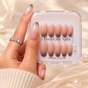 Faux Ongles Cool Babe: Dégradé Élégant avec Une Touche Métallique Chic