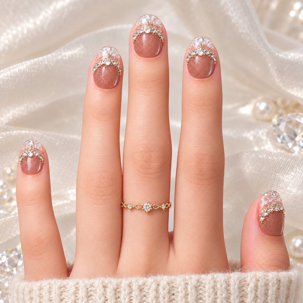 Faux Ongles Glaze | Élégance et Brillance Cristalline pour une Manucure Sophistiquée