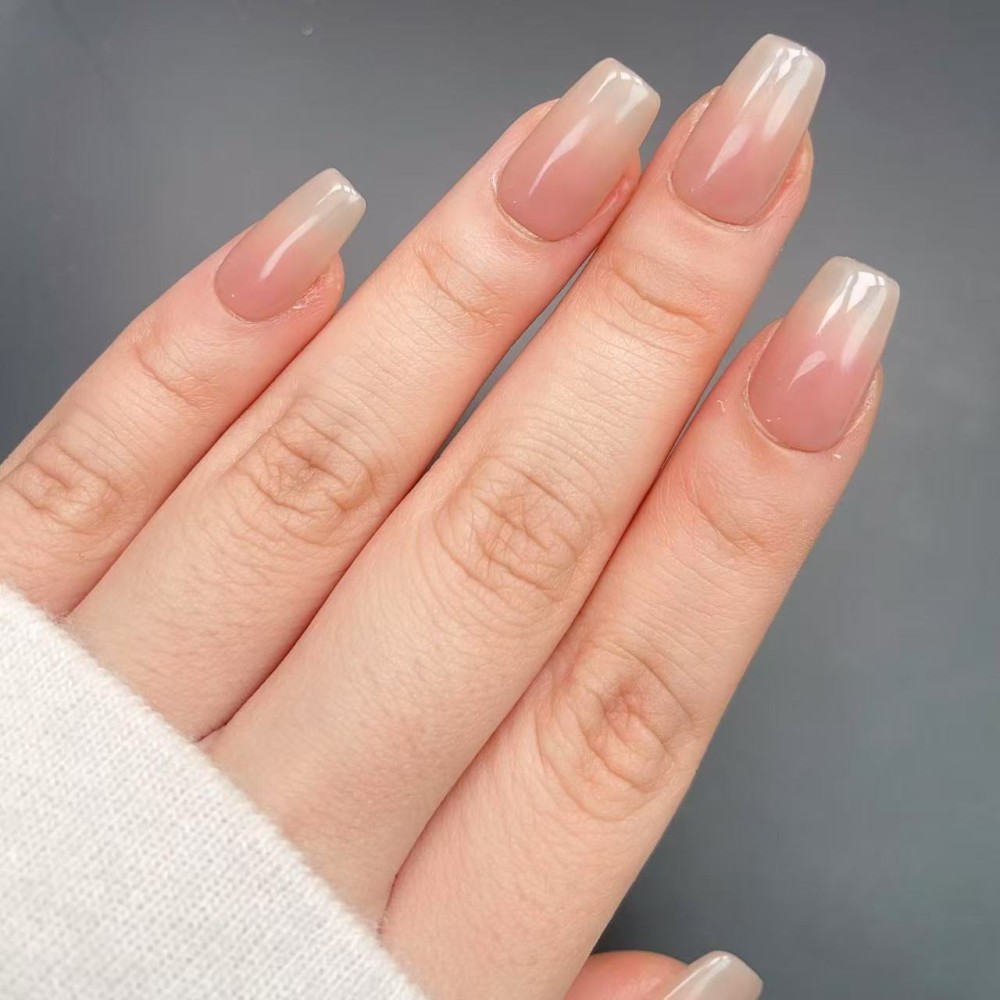 Faux Ongles Sweetheart : Une manucure soignée, durable et réutilisable