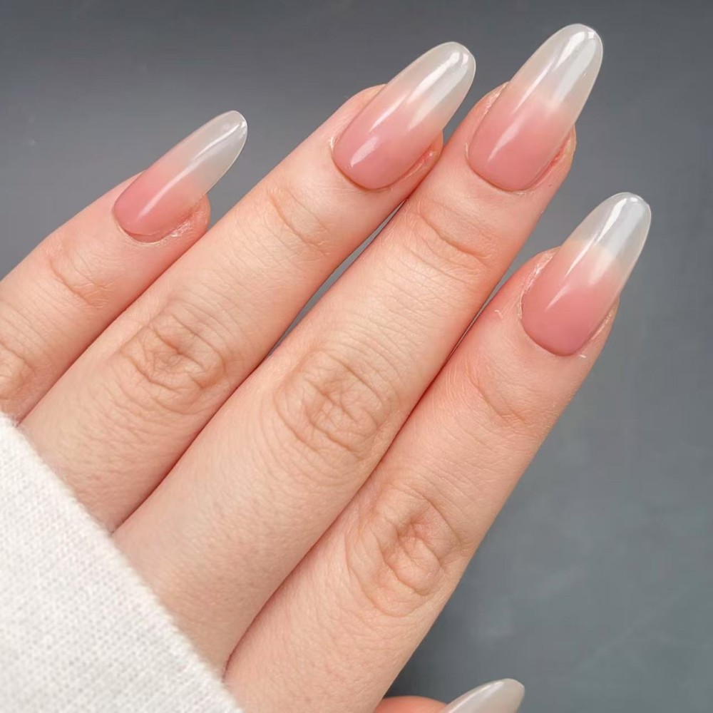 Faux Ongles Sweetheart : Une manucure soignée, durable et réutilisable