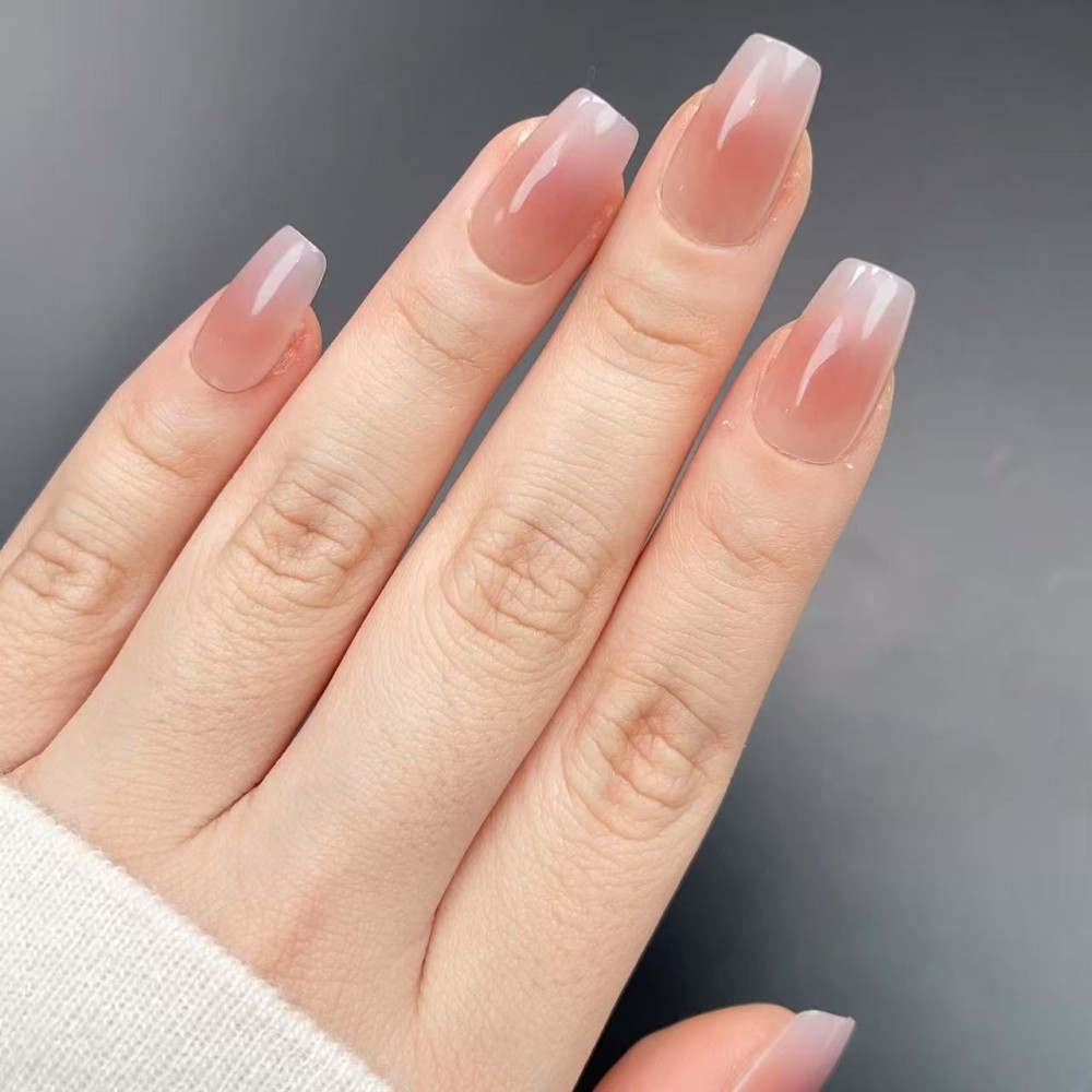 Faux Ongles Unfreeze : Une manucure soignée, durable et réutilisable
