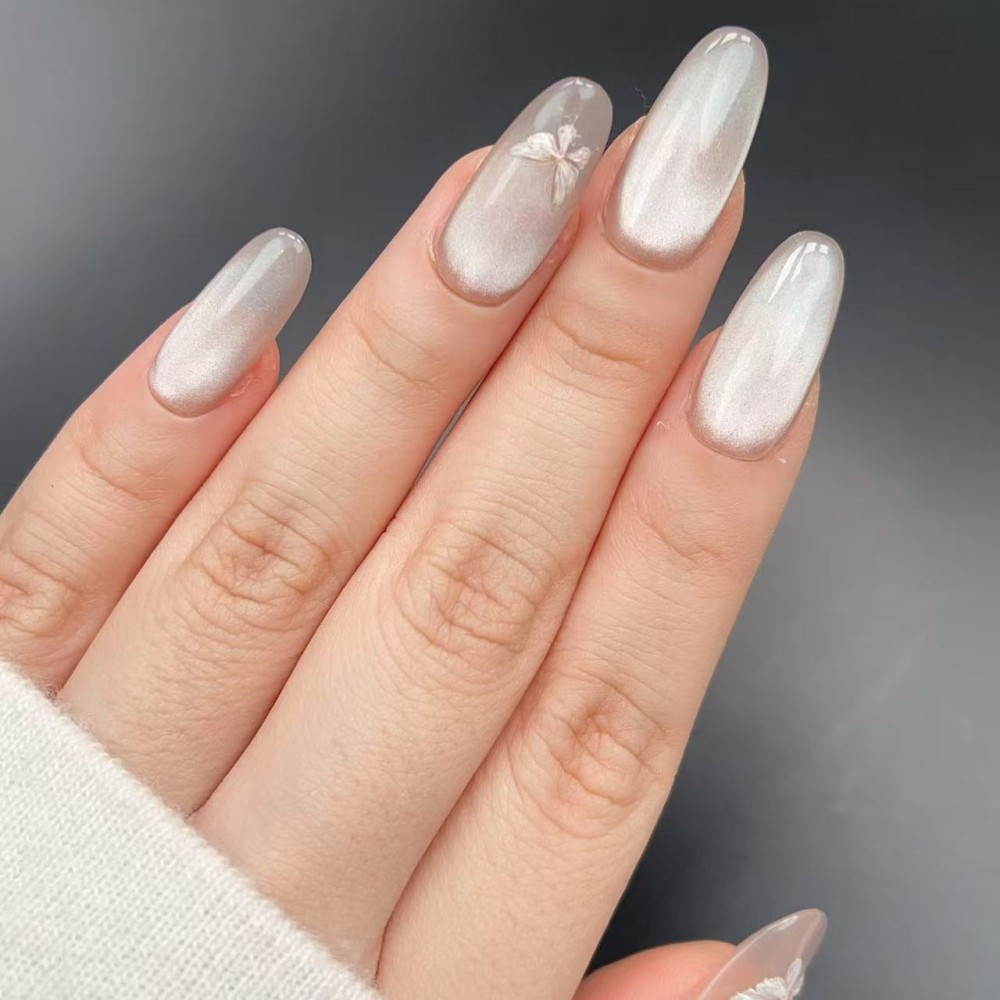 Faux Ongles Spring Blossom: Une manucure soignée, durable et réutilisable
