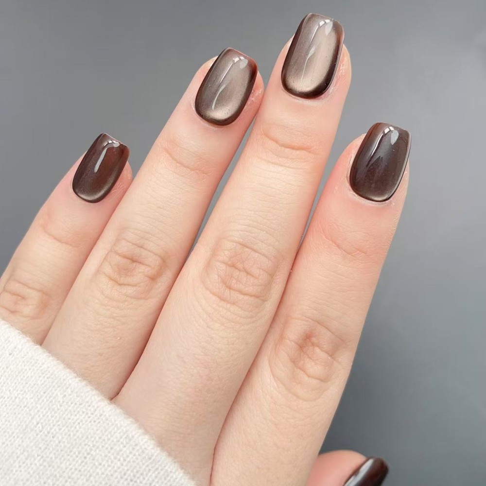 Kazinails Noir Bruni – Faux Ongles Noirs Ultra Brillants pour un Look Sophistiqué