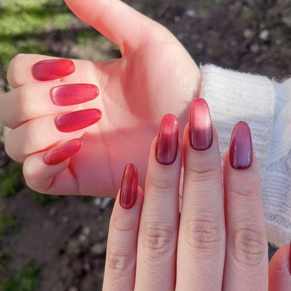 Kazinails | Carmine - Faux Ongles Rouge Élégant et Sophistiqué
