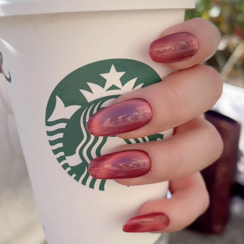 Kazinails | Carmine - Faux Ongles Rouge Élégant et Sophistiqué