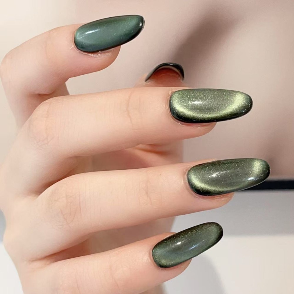 Kazinails Reflet Vert – Faux Ongles Métallisés Vert Émeraude Effet Cat eyes