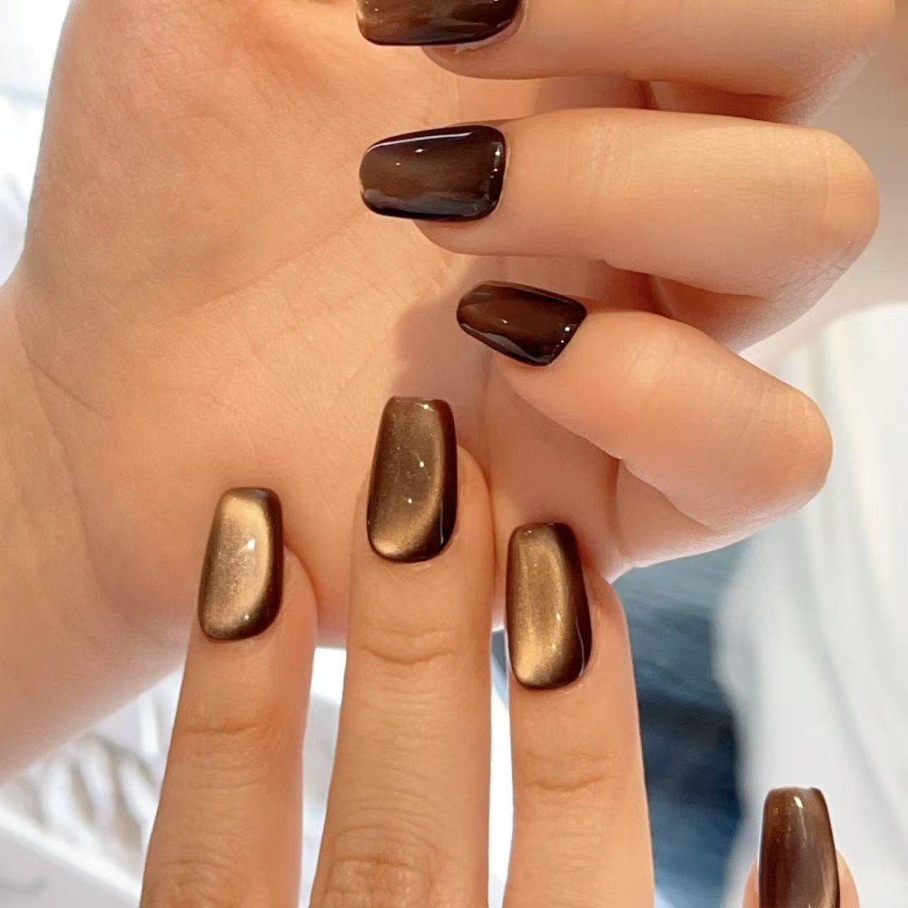 Kazinails Noir Bruni – Faux Ongles Noirs Ultra Brillants pour un Look Sophistiqué